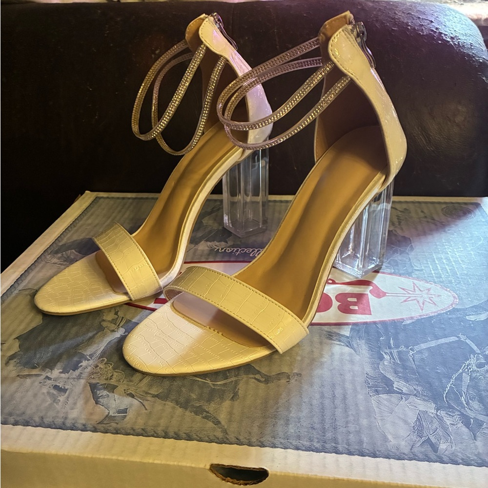 Elegant Cream Block Heel Sandals